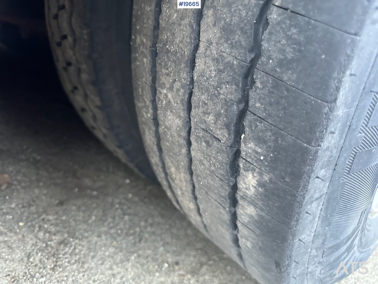 Dropside/ Flatbed semi-trailer Broshuis 3 AUD-44 brønnhenger.: picture 39 Dropside/ Flatbed semi-trailer Broshuis 3 AUD-44 brønnhenger.: picture 39