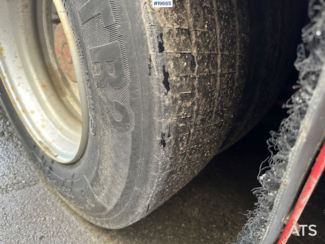 Dropside/ Flatbed semi-trailer Broshuis 3 AUD-44 brønnhenger.: picture 13 Dropside/ Flatbed semi-trailer Broshuis 3 AUD-44 brønnhenger.: picture 13