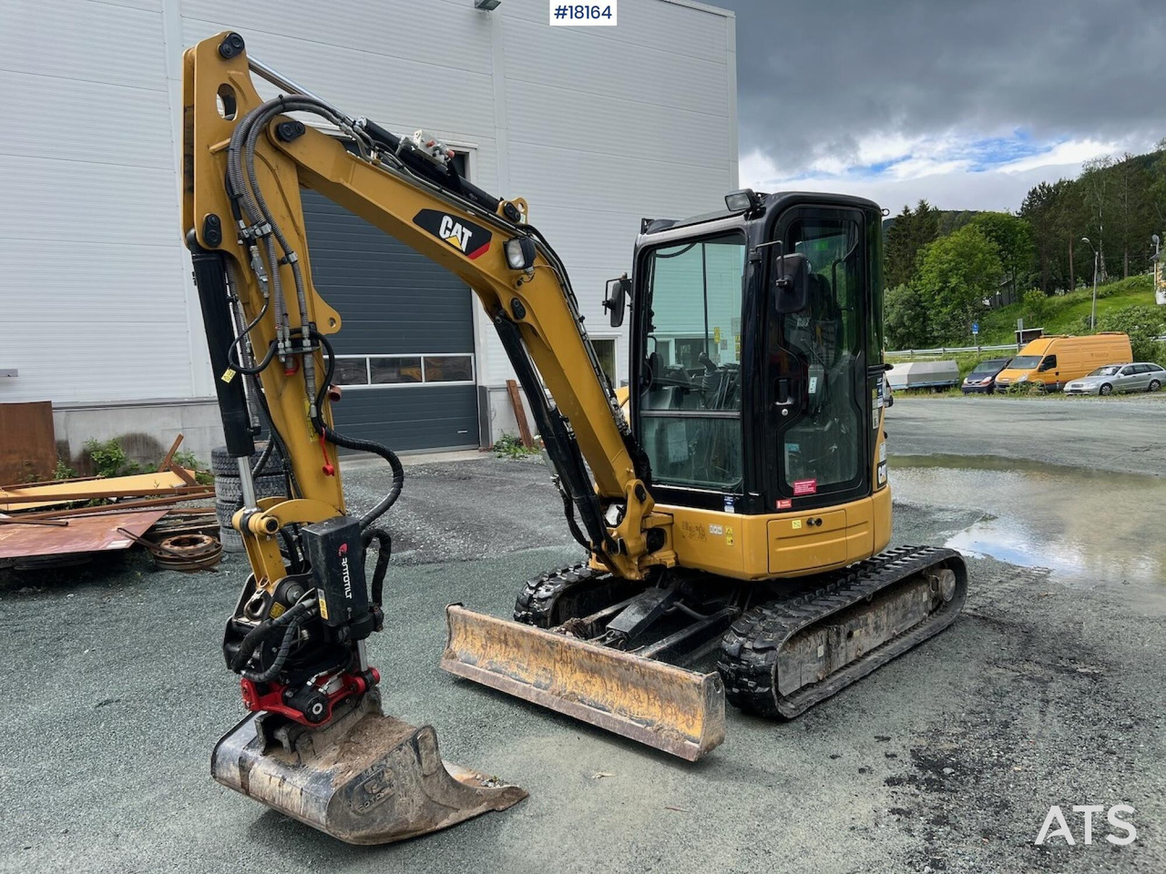 Caterpillar 303.5ECR - Excavator: picture 1 Caterpillar 303.5ECR - Excavator: picture 1