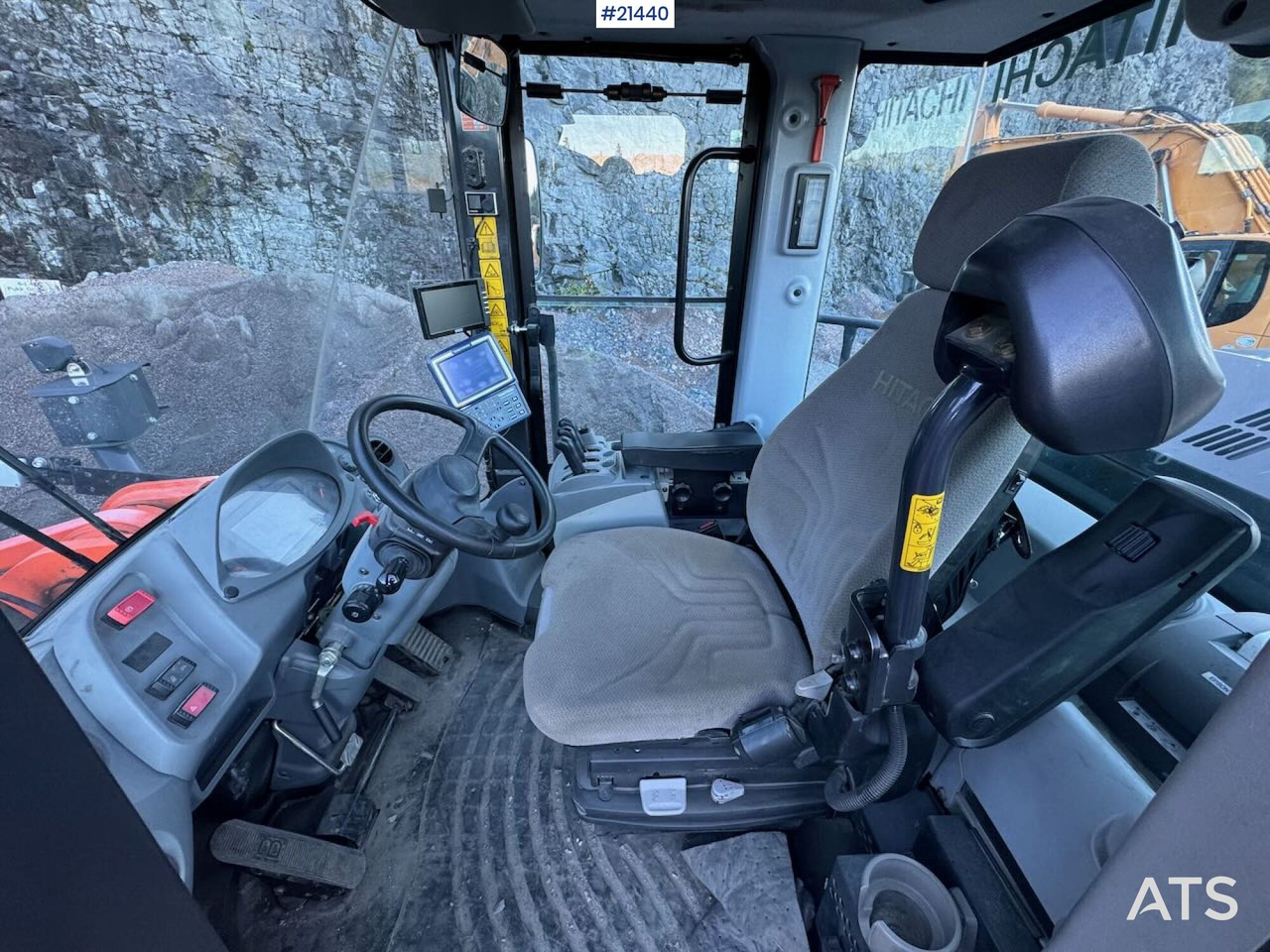 Wheel loader Hitachi ZW310: picture 27 Wheel loader Hitachi ZW310: picture 27