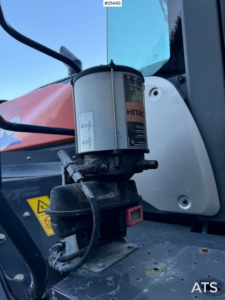 Wheel loader Hitachi ZW310: picture 23 Wheel loader Hitachi ZW310: picture 23