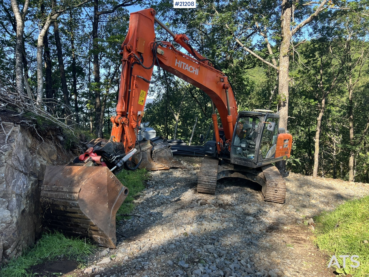 Crawler excavator Hitachi zx190lc-5B: picture 28