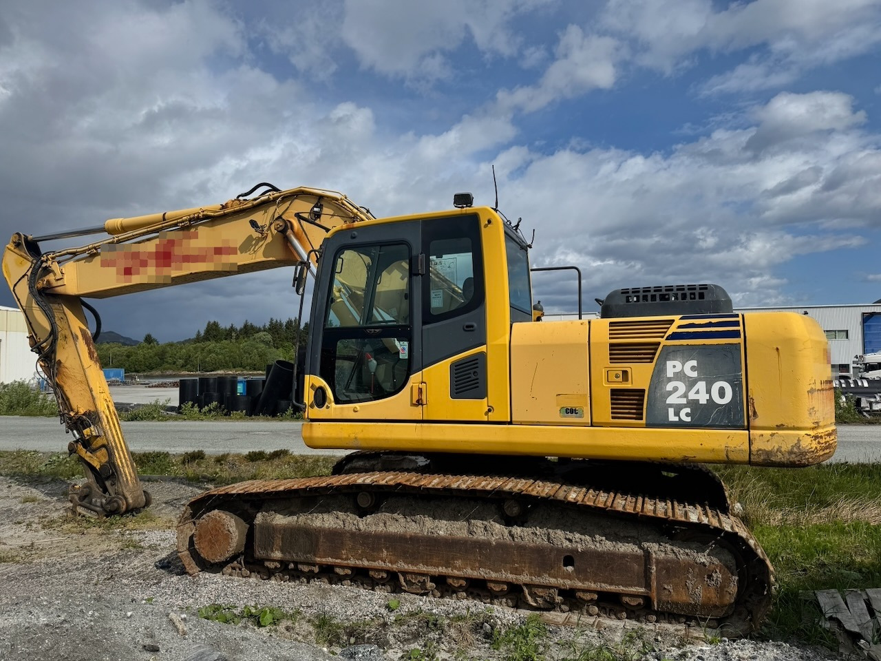 Komatsu PC240LC-8 - Crawler excavator: picture 3 Komatsu PC240LC-8 - Crawler excavator: picture 3