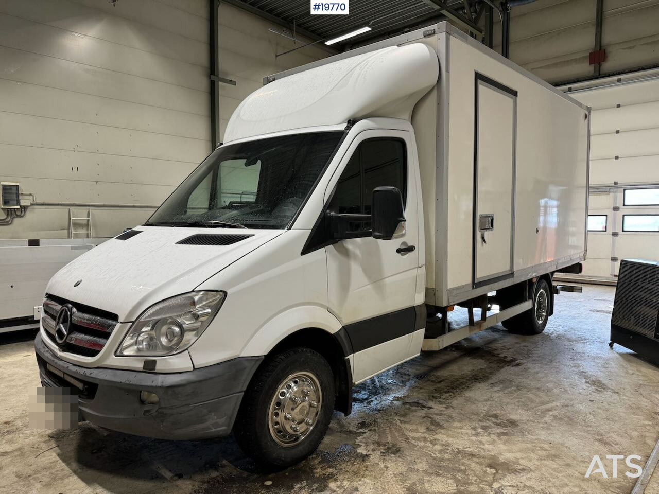 Mercedes Sprinter - Box truck: picture 1 Mercedes Sprinter - Box truck: picture 1