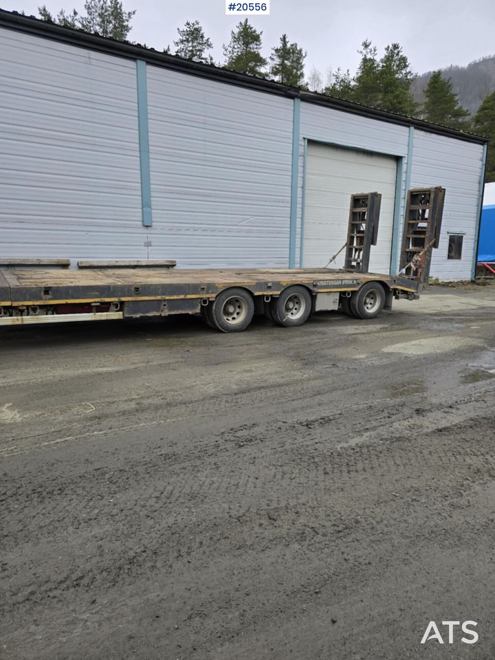 NC SM50U - Low loader semi-trailer: picture 5 NC SM50U - Low loader semi-trailer: picture 5