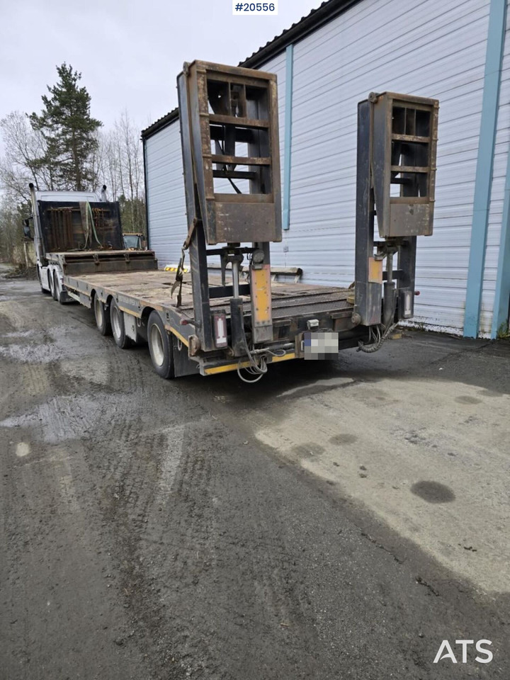 NC SM50U - Low loader semi-trailer: picture 3 NC SM50U - Low loader semi-trailer: picture 3