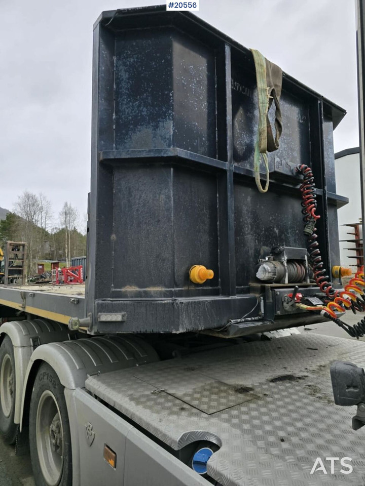 NC SM50U - Low loader semi-trailer: picture 2 NC SM50U - Low loader semi-trailer: picture 2