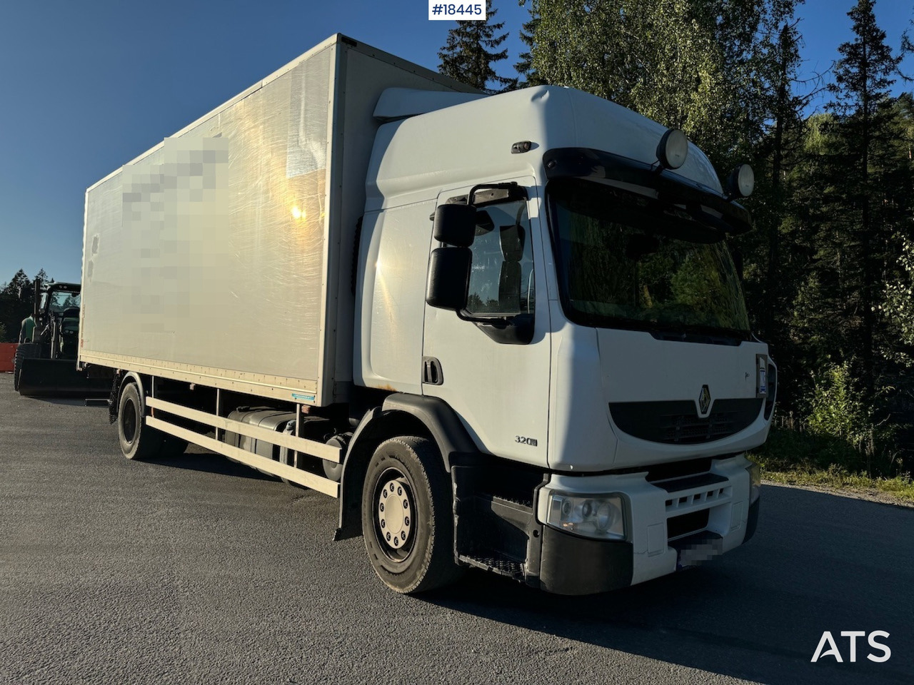 Renault Premium - Box truck: picture 5 Renault Premium - Box truck: picture 5