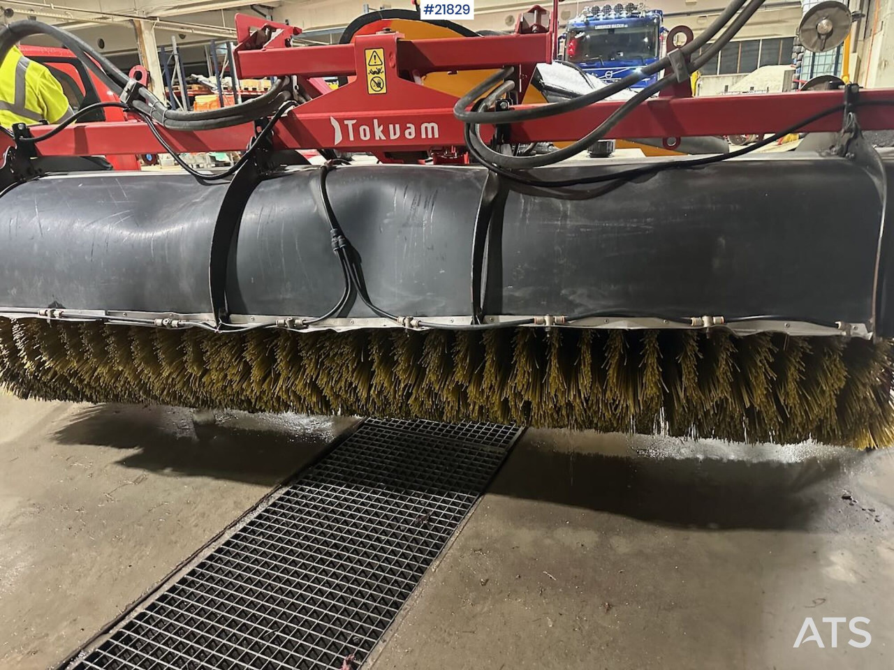 Tokvam FK kost - Broom: picture 3 Tokvam FK kost - Broom: picture 3