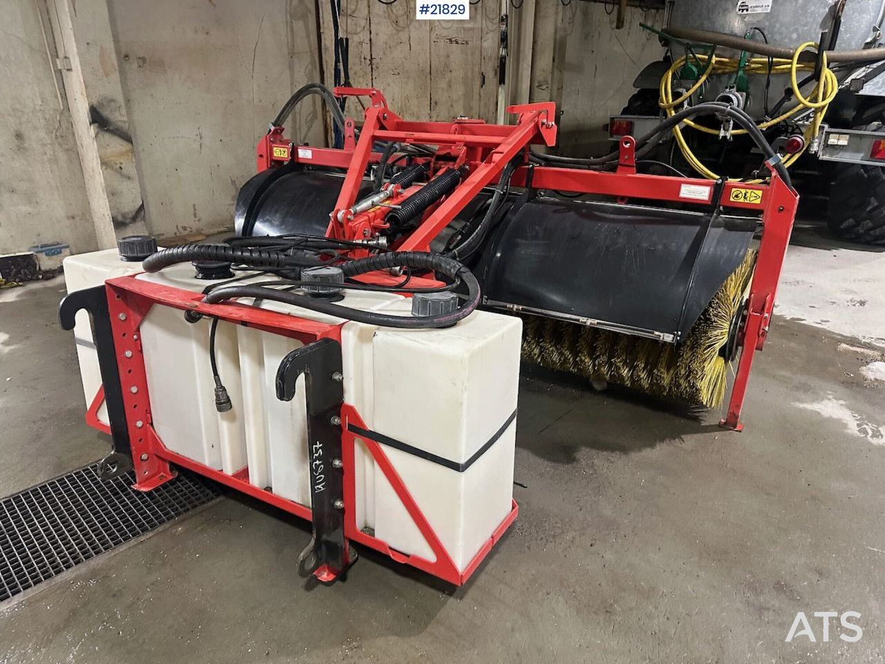 Tokvam FK kost - Broom: picture 4 Tokvam FK kost - Broom: picture 4