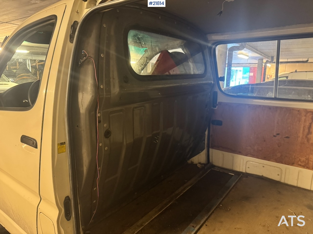 Panel van Toyota HIACE: picture 14 Panel van Toyota HIACE: picture 14