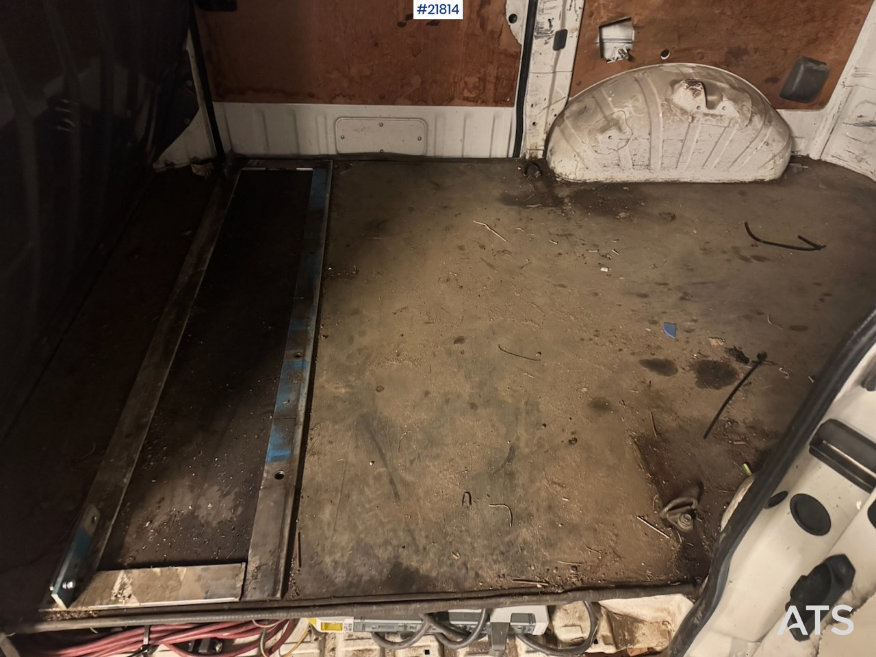 Panel van Toyota HIACE: picture 13 Panel van Toyota HIACE: picture 13