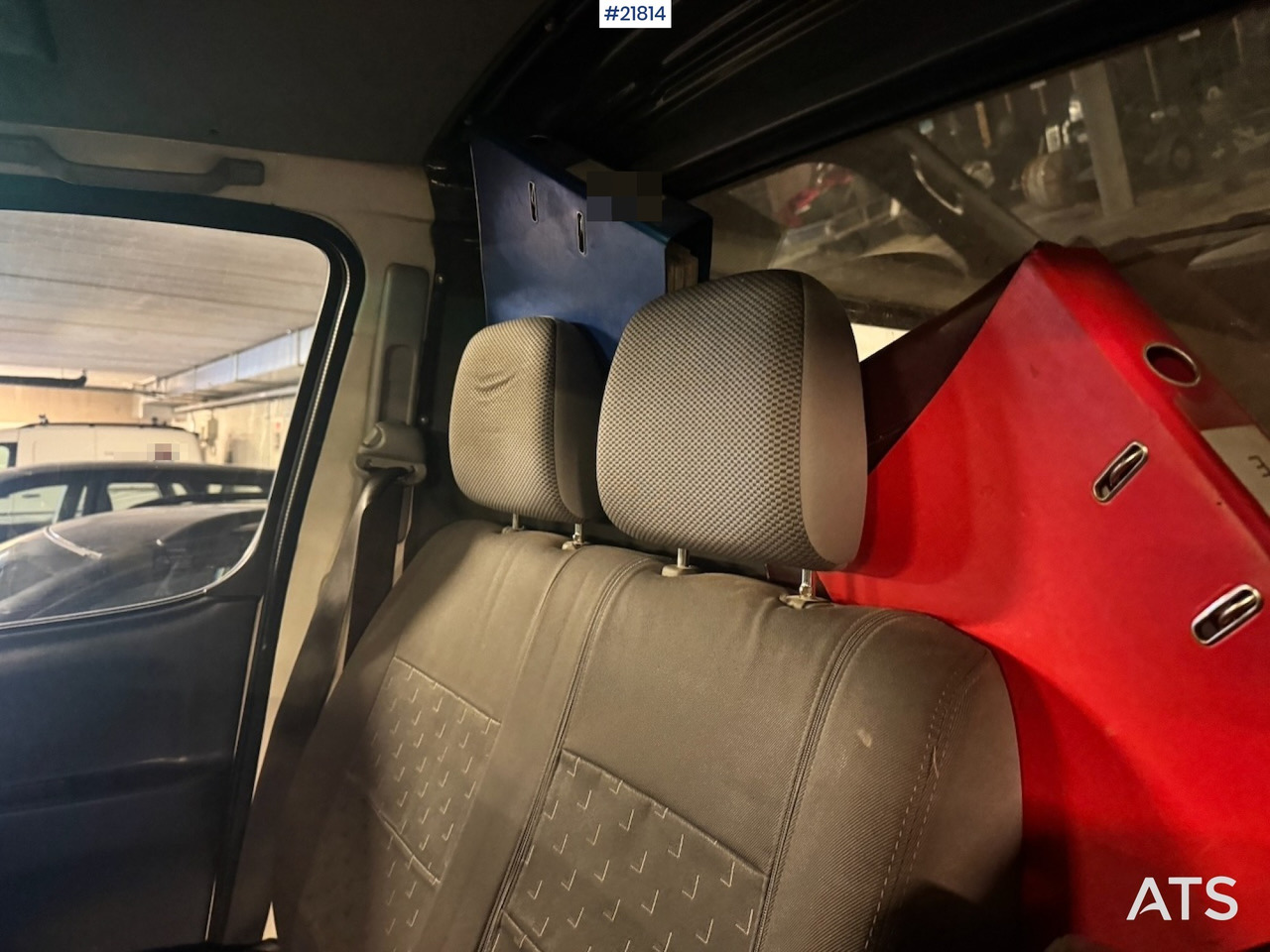 Panel van Toyota HIACE: picture 21 Panel van Toyota HIACE: picture 21