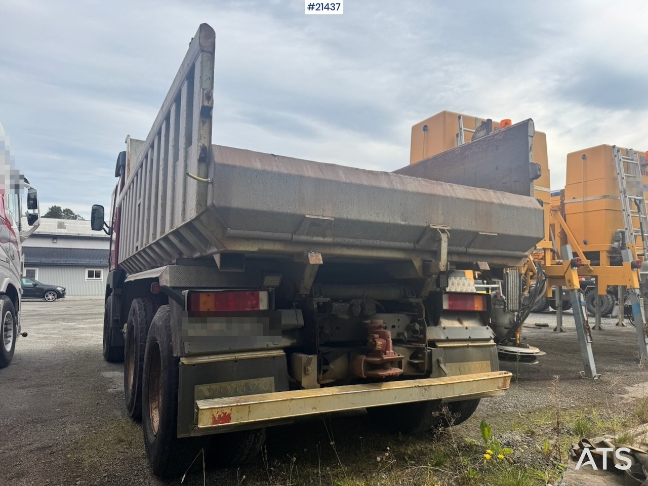 Volvo FH12 420 - Tipper: picture 4 Volvo FH12 420 - Tipper: picture 4