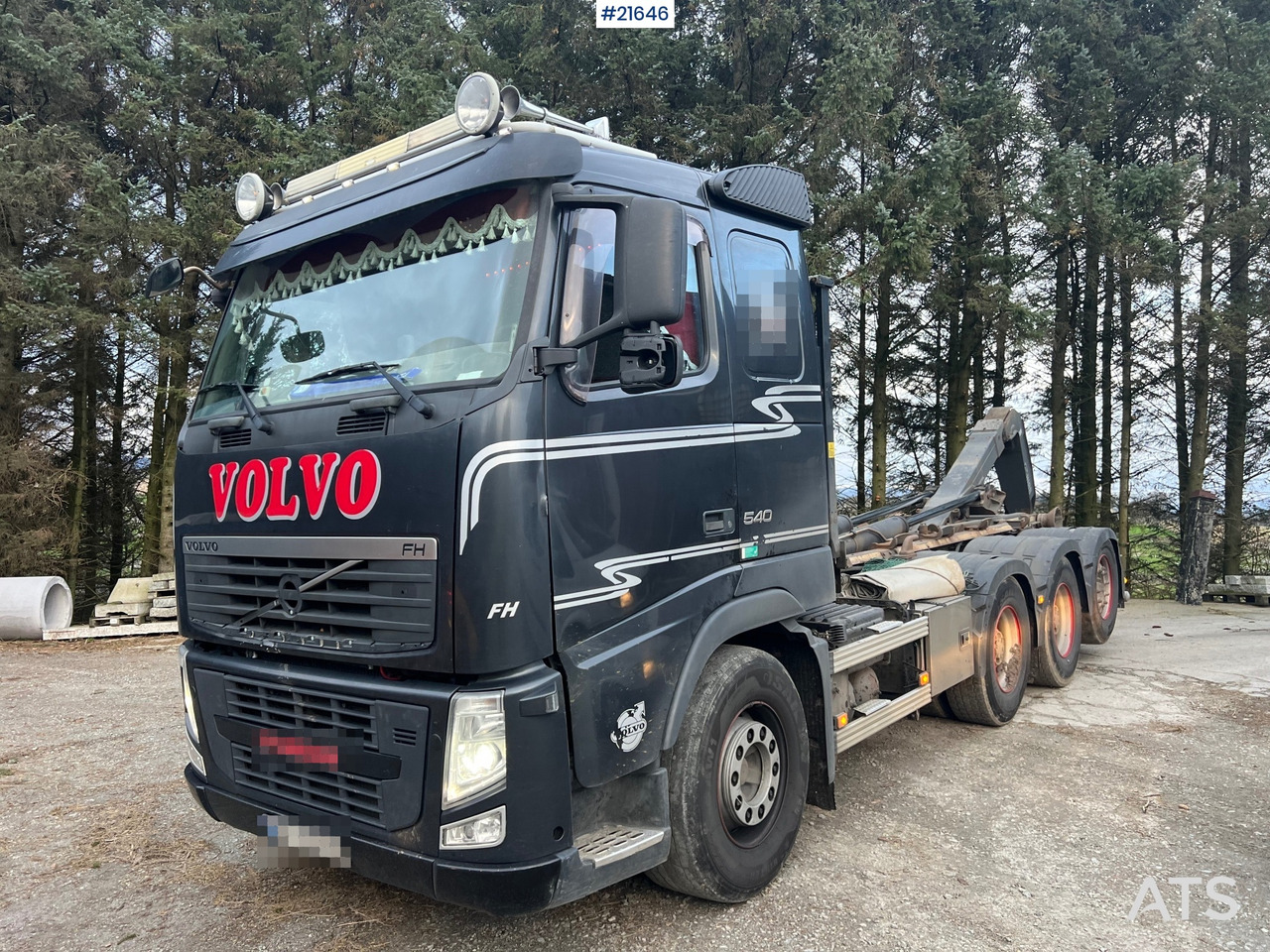 Volvo FH13 8x4 tridem krokbil m/ 20t Hiab krok og opplegg for kran - Crane truck: picture 1 Volvo FH13 8x4 tridem krokbil m/ 20t Hiab krok og opplegg for kran - Crane truck: picture 1