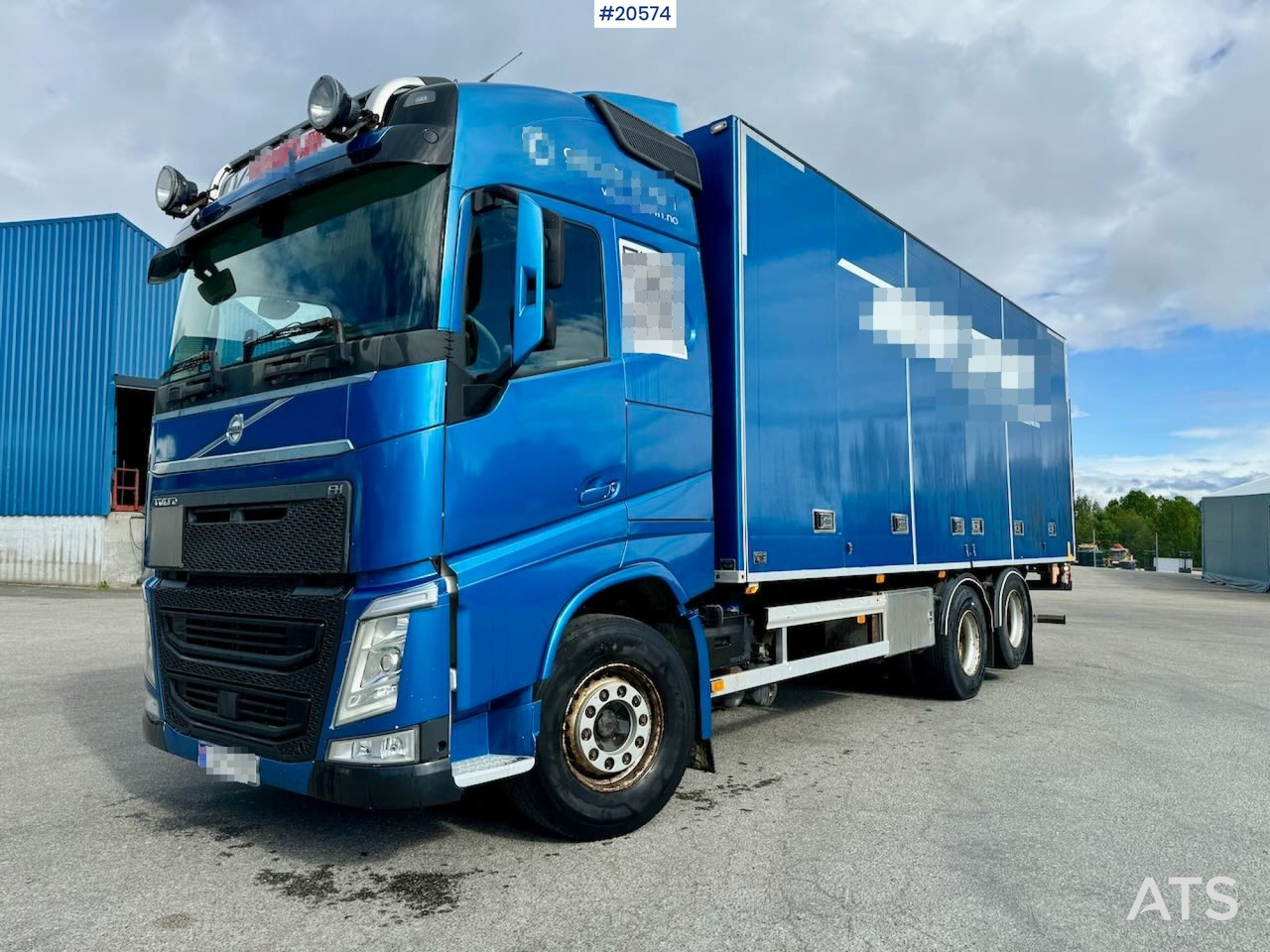 Volvo FH540 - Box truck: picture 1 Volvo FH540 - Box truck: picture 1