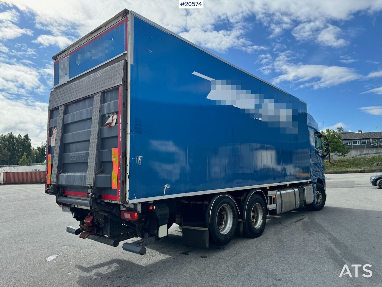 Volvo FH540 - Box truck: picture 5 Volvo FH540 - Box truck: picture 5