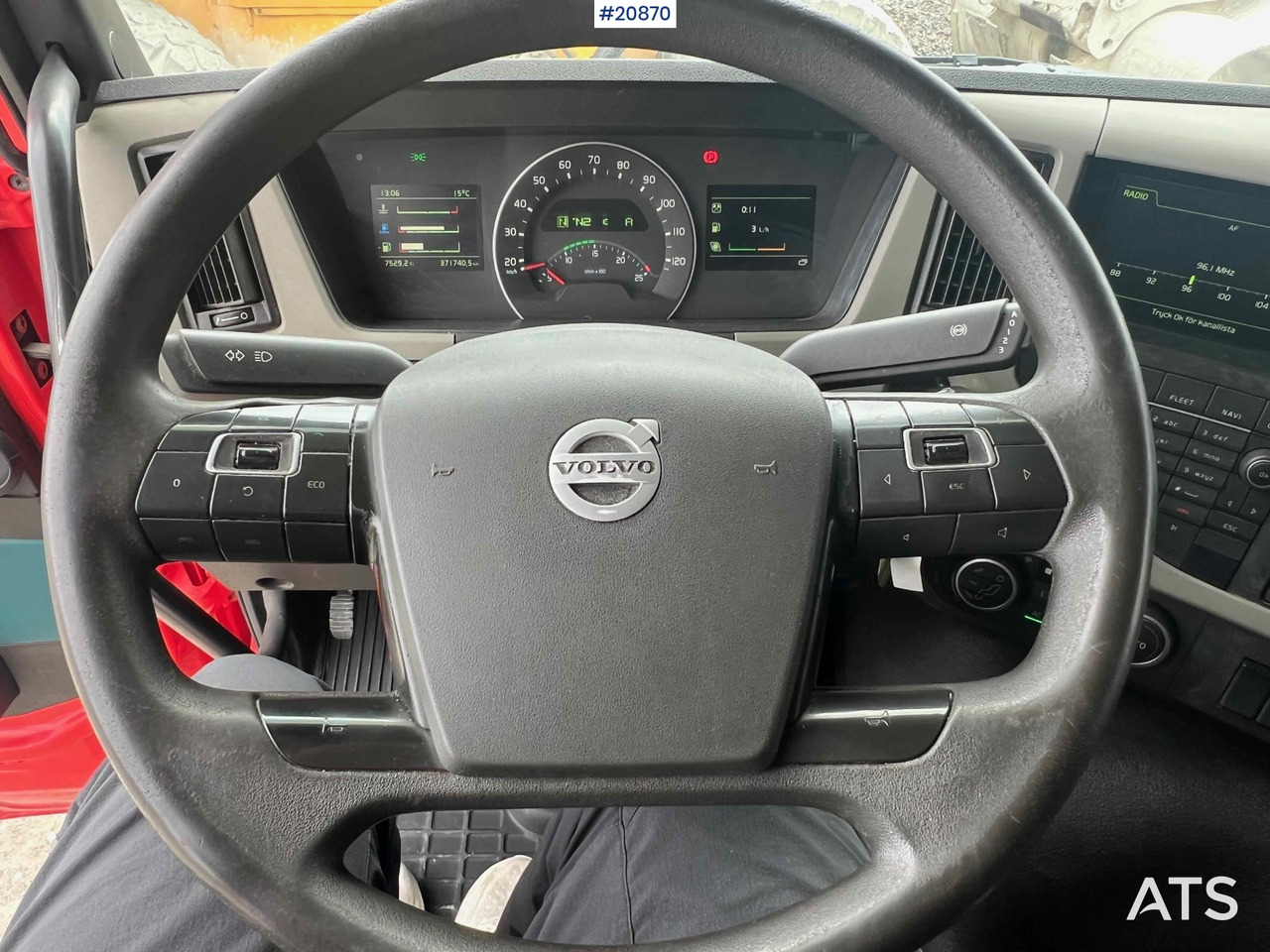 Box truck Volvo FM 330: picture 34 Box truck Volvo FM 330: picture 34