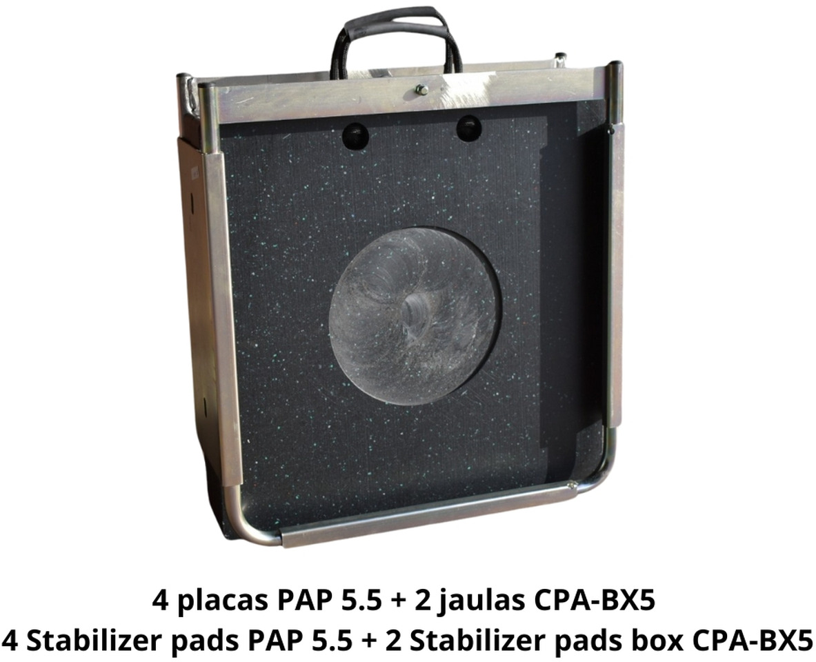 4 Stabilizer Pads PAP 5.5 + 2 Boxes CPA-BX5 OF-4-4P2J - Spare parts for Loader crane: picture 1 4 Stabilizer Pads PAP 5.5 + 2 Boxes CPA-BX5 OF-4-4P2J - Spare parts for Loader crane: picture 1