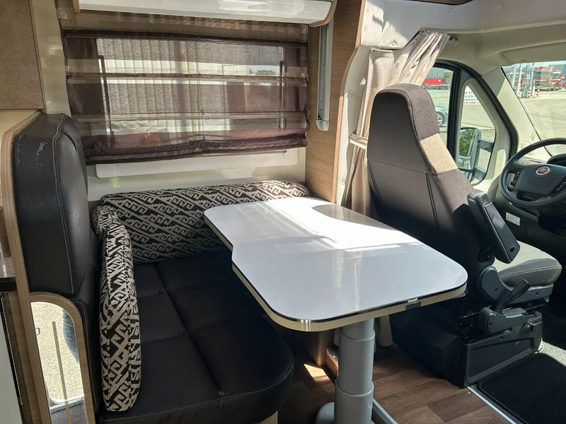 Elnagh T-LOFT 591 591 T-Loft 130 Multijet 4 mpersoons - Semi-integrated motorhome: picture 4 Elnagh T-LOFT 591 591 T-Loft 130 Multijet 4 mpersoons - Semi-integrated motorhome: picture 4