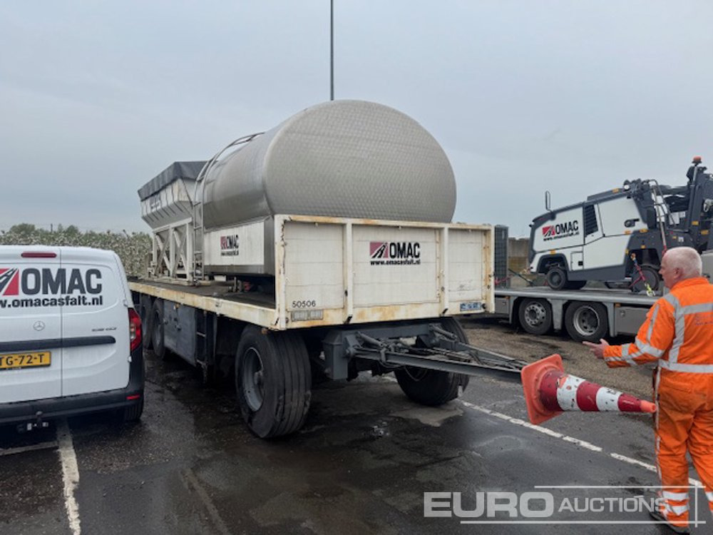 1988 JUMBO TV280C Tri-axle Split Spreader Trailer, Watertank, Hatz 1D41C engine, Conveyorbelt (Dutch Export Docs. Available) - Isothermal trailer: picture 5 1988 JUMBO TV280C Tri-axle Split Spreader Trailer, Watertank, Hatz 1D41C engine, Conveyorbelt (Dutch Export Docs. Available) - Isothermal trailer: picture 5