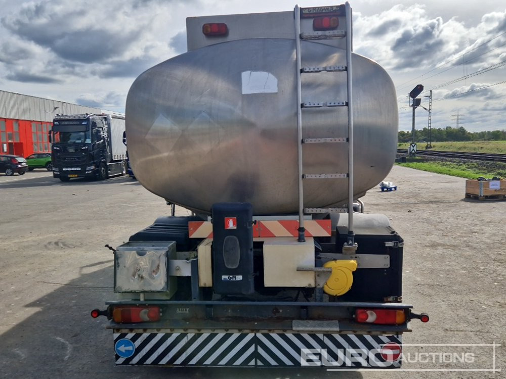 2005 Renault Midlum 180 DCI - Tank truck: picture 4 2005 Renault Midlum 180 DCI - Tank truck: picture 4