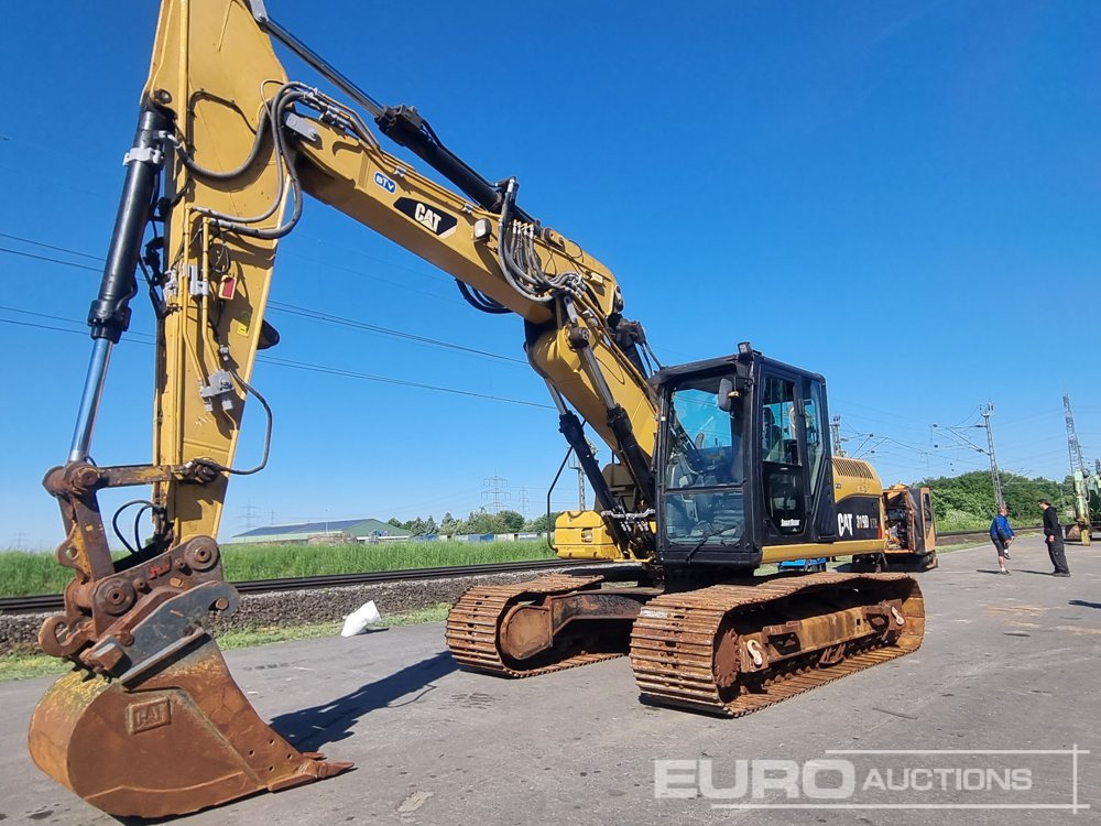 2011 CAT 319D LVA - Crawler excavator: picture 1 2011 CAT 319D LVA - Crawler excavator: picture 1