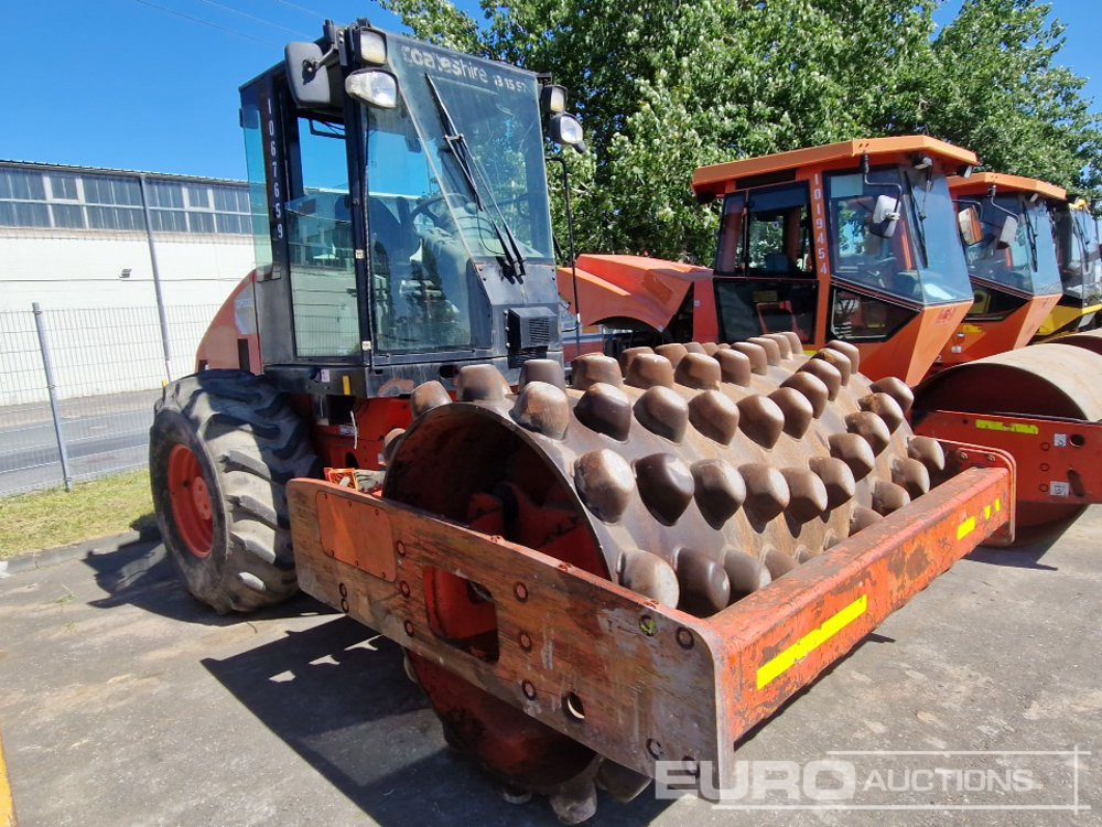 2011 CAT CP533E - Roller: picture 4 2011 CAT CP533E - Roller: picture 4