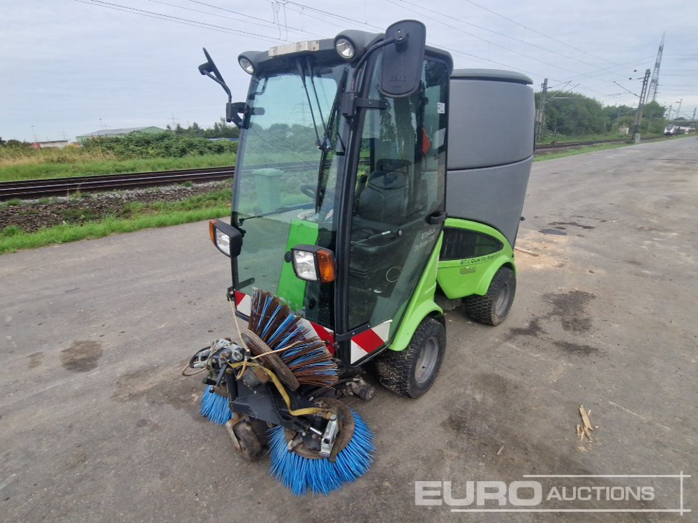 2011 EGHOLM FV2200 Sweeper - Road sweeper: picture 1 2011 EGHOLM FV2200 Sweeper - Road sweeper: picture 1
