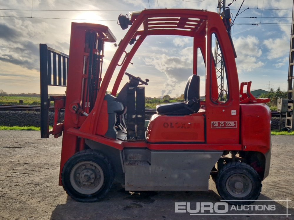 2012 Nissan U1D2A25LQ - LPG forklift: picture 2 2012 Nissan U1D2A25LQ - LPG forklift: picture 2