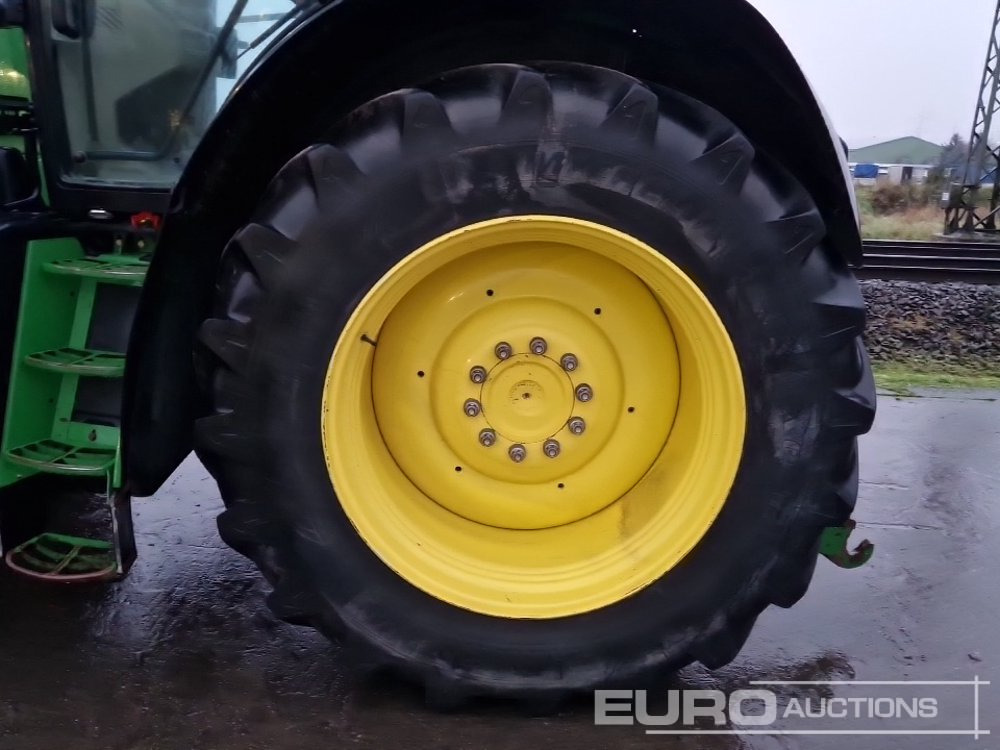 Farm tractor 2013 John Deere 6190R: picture 10