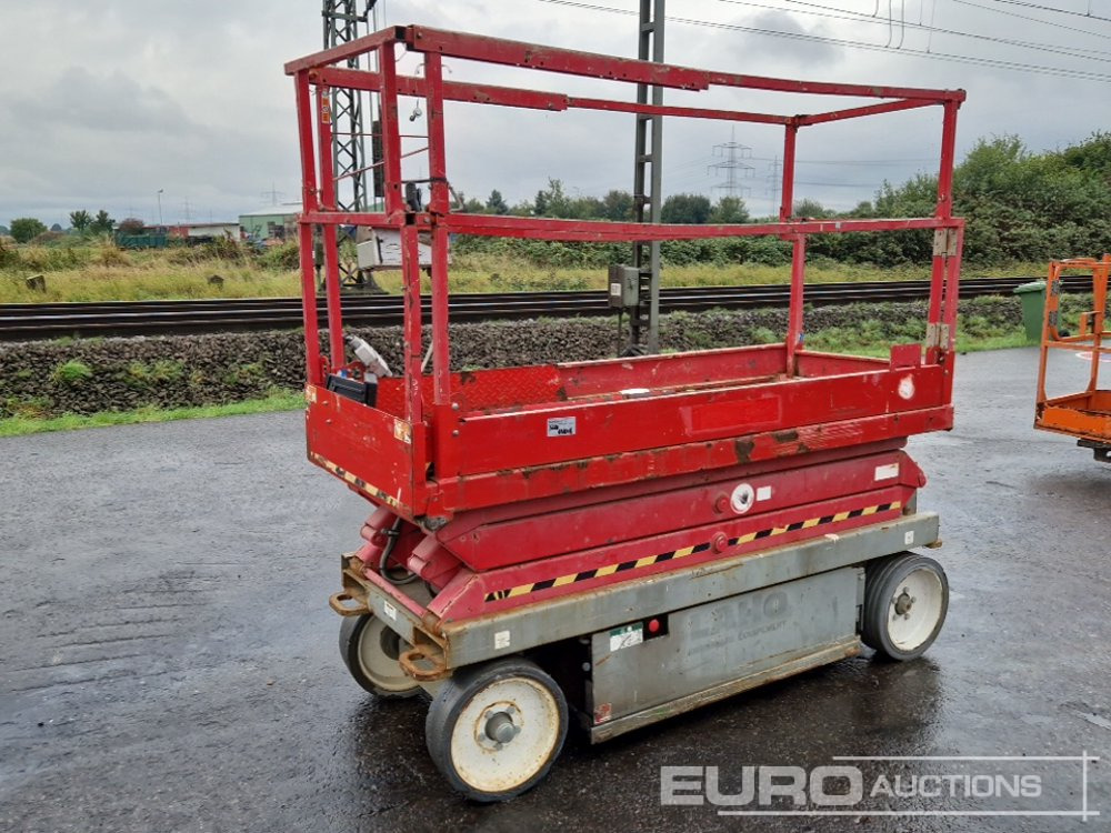 2013 SkyJack SJIII-3220 - Aerial platform: picture 1 2013 SkyJack SJIII-3220 - Aerial platform: picture 1