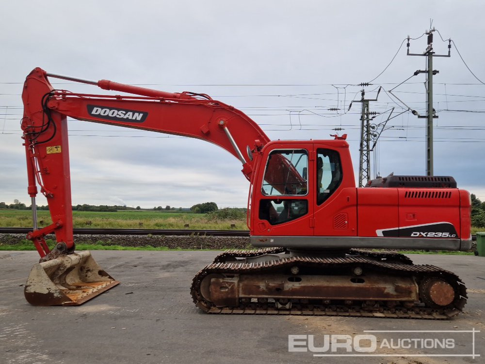 2014 Doosan DX235NLC-5 - Crawler excavator: picture 2 2014 Doosan DX235NLC-5 - Crawler excavator: picture 2