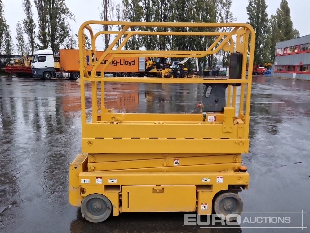 2014 Haulotte Optimum 8 - Scissor lift: picture 5 2014 Haulotte Optimum 8 - Scissor lift: picture 5