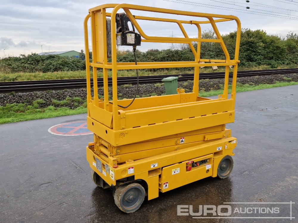 2014 Haulotte Optimum 8 - Scissor lift: picture 1 2014 Haulotte Optimum 8 - Scissor lift: picture 1