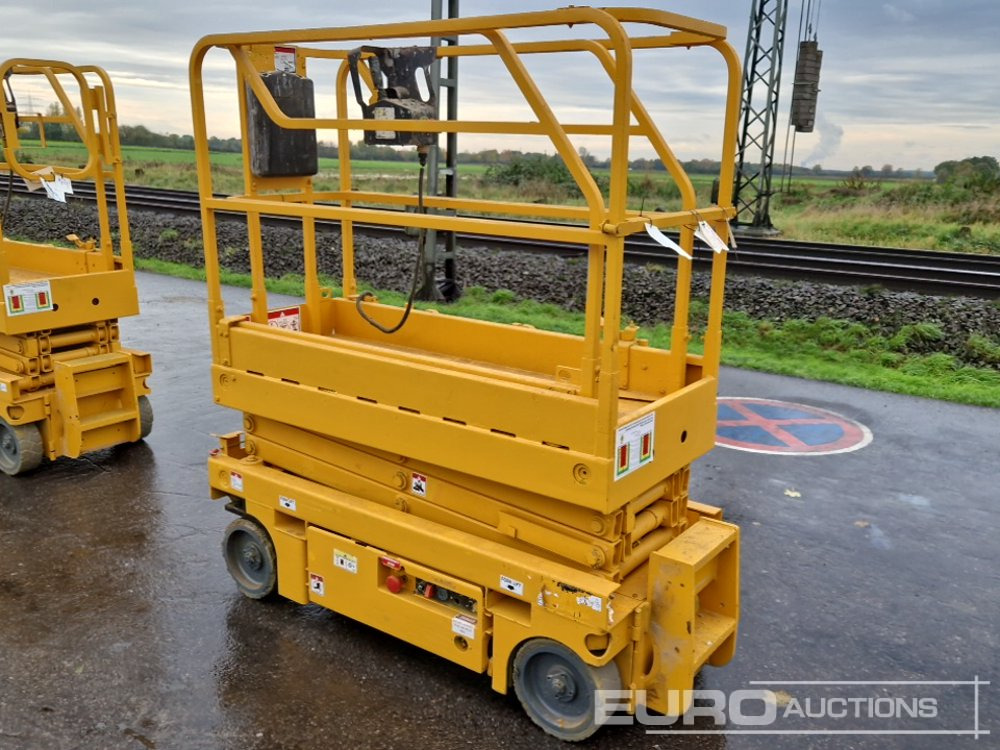 2014 Haulotte Optimum 8 - Scissor lift: picture 3 2014 Haulotte Optimum 8 - Scissor lift: picture 3