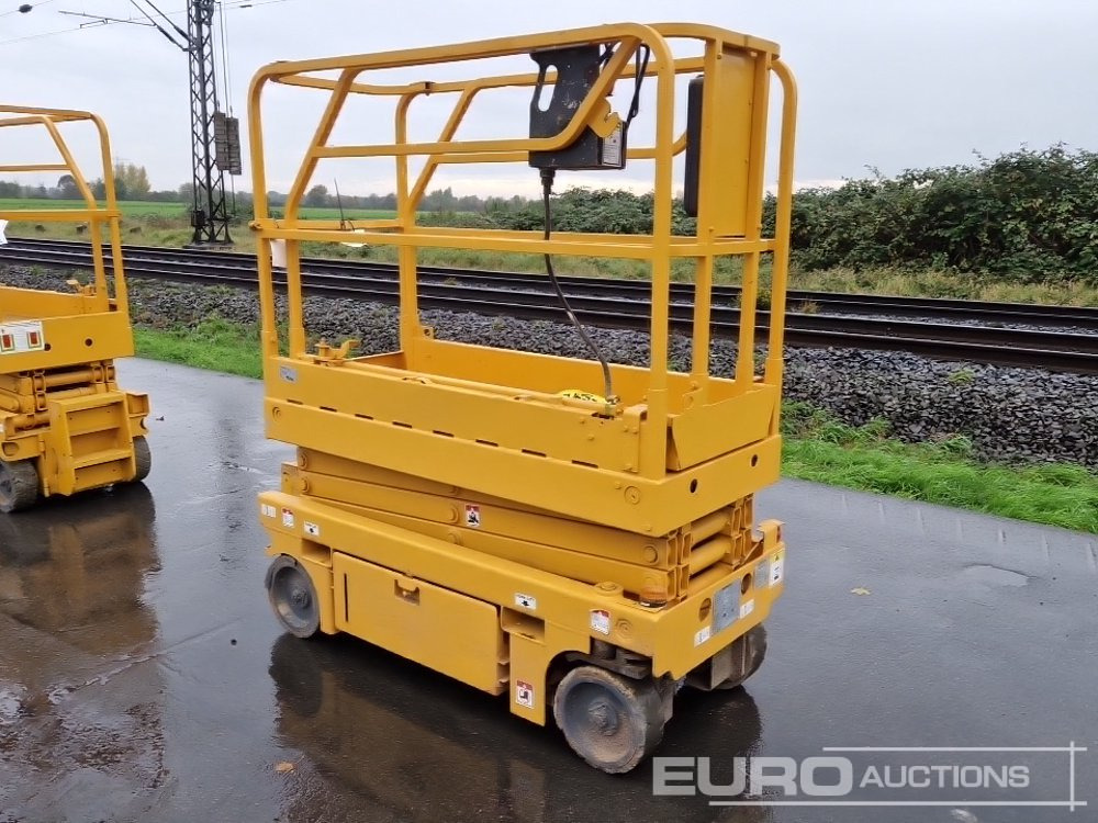 2014 Haulotte Optimum 8 - Scissor lift: picture 3 2014 Haulotte Optimum 8 - Scissor lift: picture 3