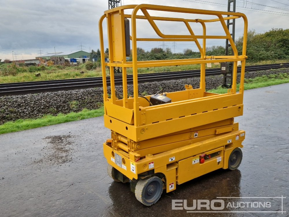 2014 Haulotte Optimum 8 - Scissor lift: picture 1 2014 Haulotte Optimum 8 - Scissor lift: picture 1