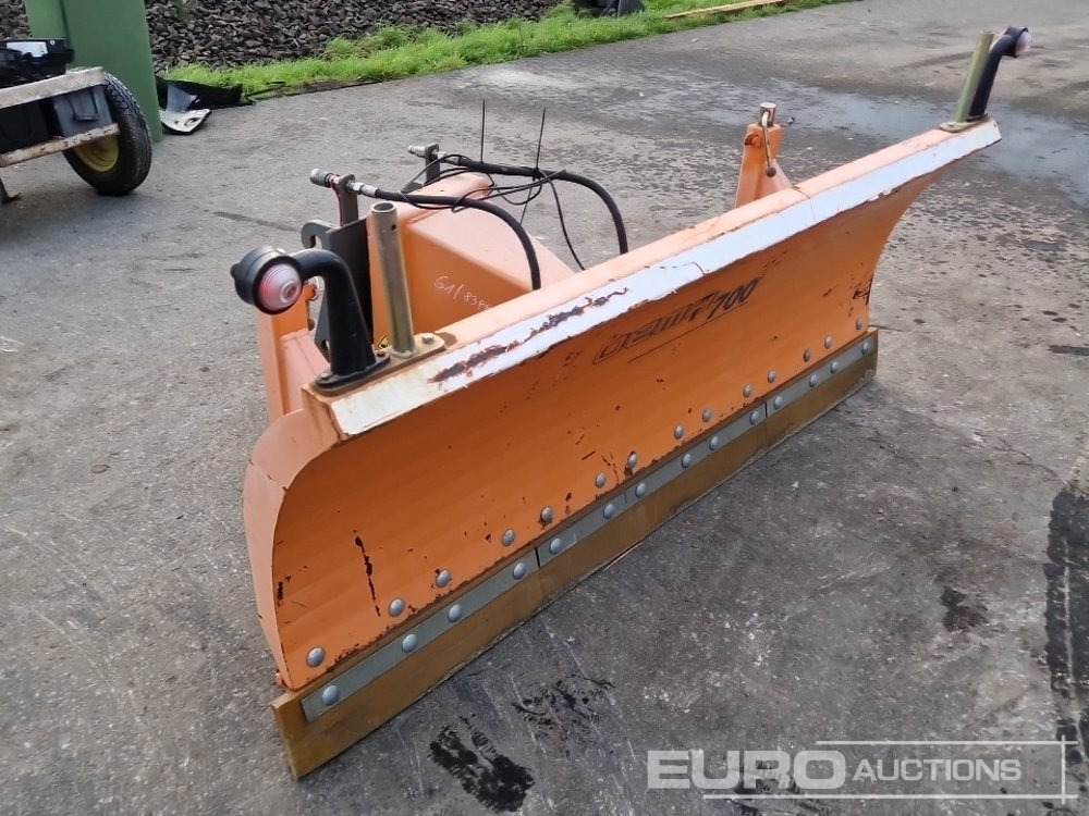 2015 Bema TYPE1800 72" Snowblade - Construction equipment: picture 4 2015 Bema TYPE1800 72" Snowblade - Construction equipment: picture 4