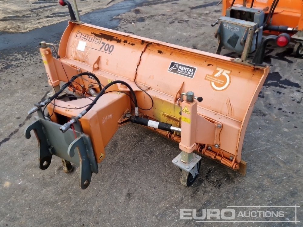 2015 Bema TYPE1800 72" Snowblade - Construction equipment: picture 3 2015 Bema TYPE1800 72" Snowblade - Construction equipment: picture 3