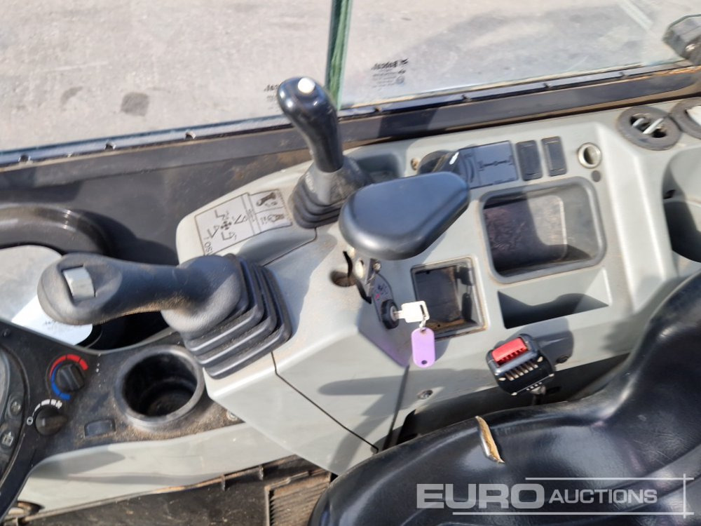 Mini excavator 2015 Bobcat E25 EM: picture 33