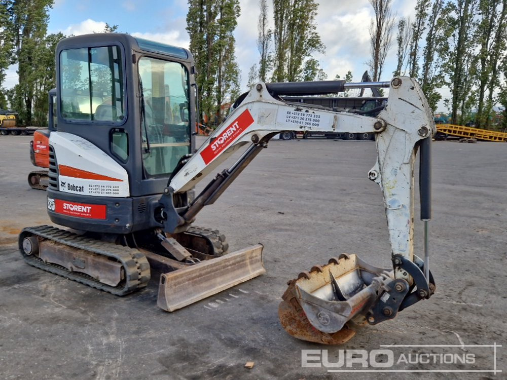 Mini excavator 2015 Bobcat E25 EM: picture 7