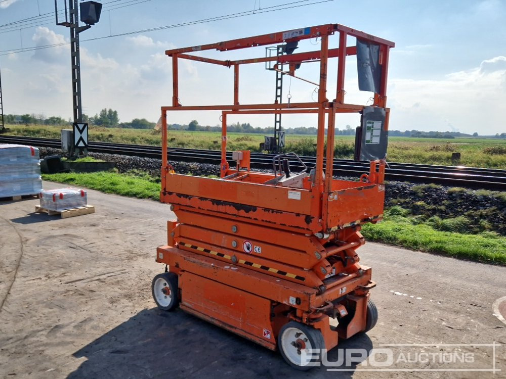 2015 SkyJack SJ111-3219 - Aerial platform: picture 3 2015 SkyJack SJ111-3219 - Aerial platform: picture 3