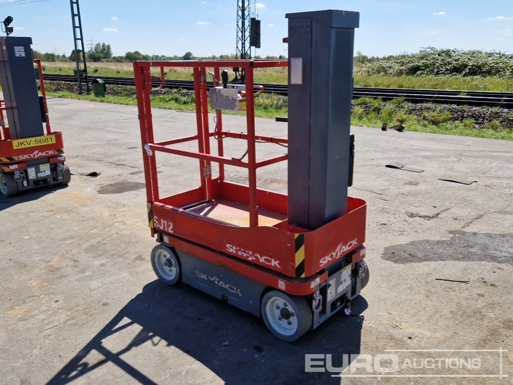 2015 SkyJack SJ12 - Aerial platform: picture 3 2015 SkyJack SJ12 - Aerial platform: picture 3