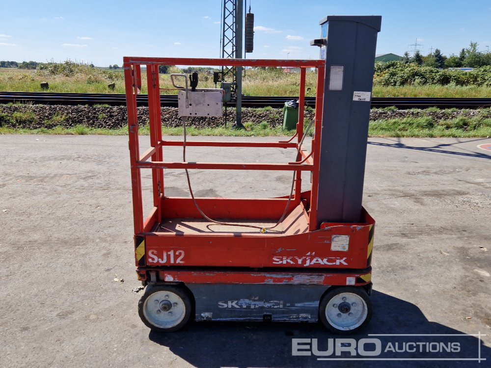 2015 SkyJack SJ12 - Aerial platform: picture 2 2015 SkyJack SJ12 - Aerial platform: picture 2