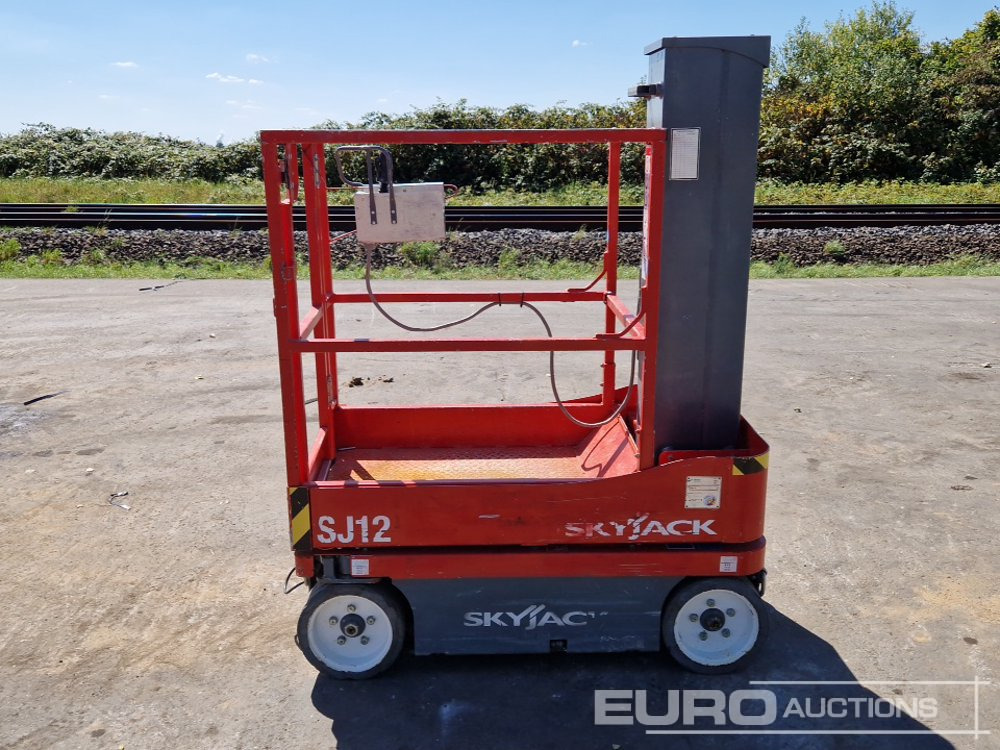 2015 SkyJack SJ12 - Aerial platform: picture 2 2015 SkyJack SJ12 - Aerial platform: picture 2