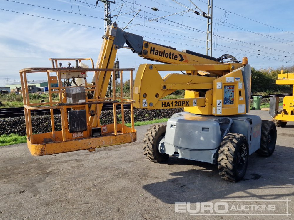 2016 Haulotte HA120PX - Articulated boom: picture 1 2016 Haulotte HA120PX - Articulated boom: picture 1