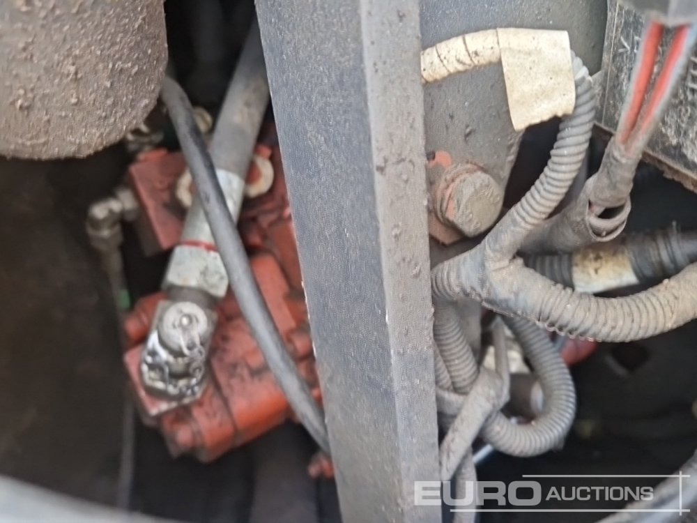 Mini excavator 2016 Yanmar ViO50-U: picture 17