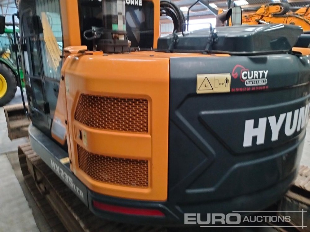 Crawler excavator 2018 Hyundai HX235LCR: picture 6