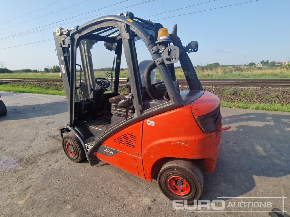 2018 Linde H20D-02/600 - Forklift: picture 3 2018 Linde H20D-02/600 - Forklift: picture 3